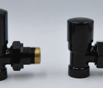 Комплект угловой Swing 1/2"-1/2" Чёрный глянцевый